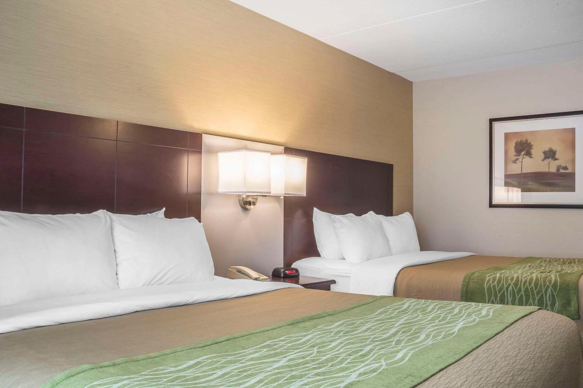 Comfort Inn Chatham-Kent Exterior photo